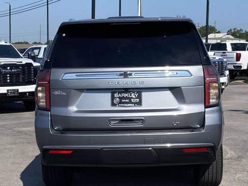 Used 2021 Chevrolet Tahoe LT w/ LT Signature Package RWD image 4