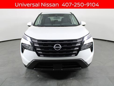 New 2026 Nissan Rogue SV FWD image 9
