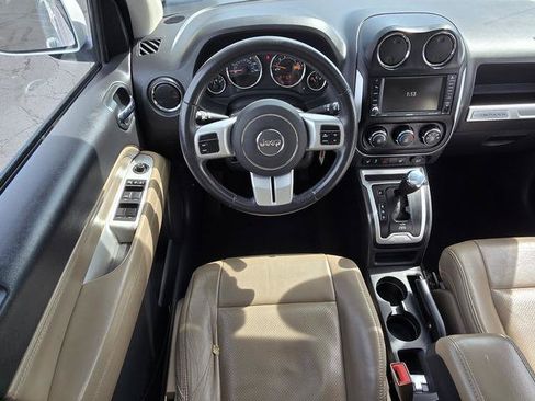 Used 2015 Jeep Compass High Altitude AWD/4WD image 15