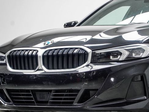 Used 2025 BMW 330i xDrive Sedan AWD/4WD image 2