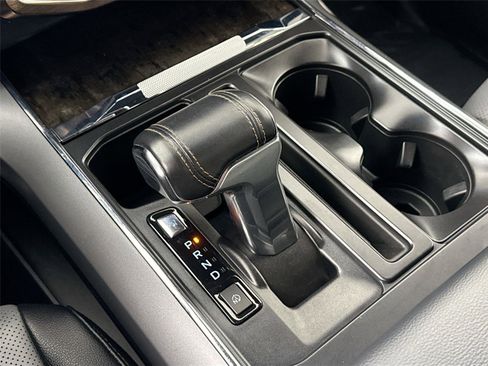 Used 2022 Ford F150 Lightning Lariat image 26