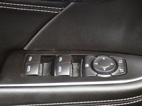 Used 2022 Buick Envision Preferred FWD image 16