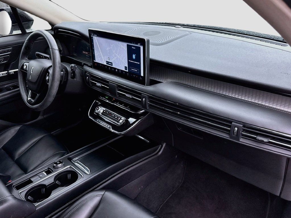 Used 2023 Lincoln Corsair FWD image 33