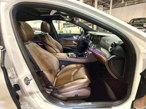 Used 2017 Mercedes-Benz E 300 image 13
