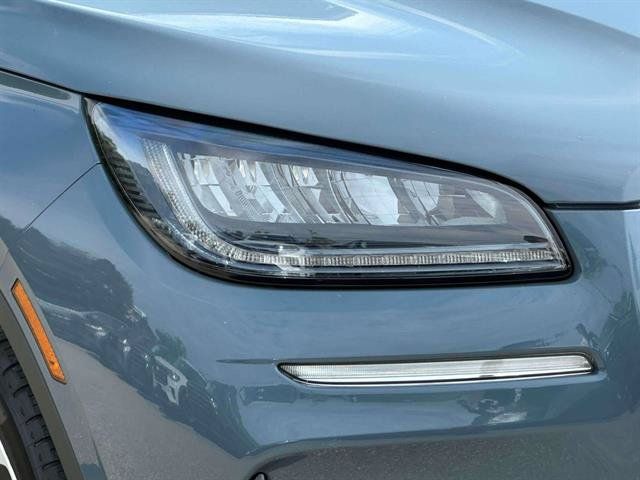 Used 2023 Lincoln Corsair AWD image 30