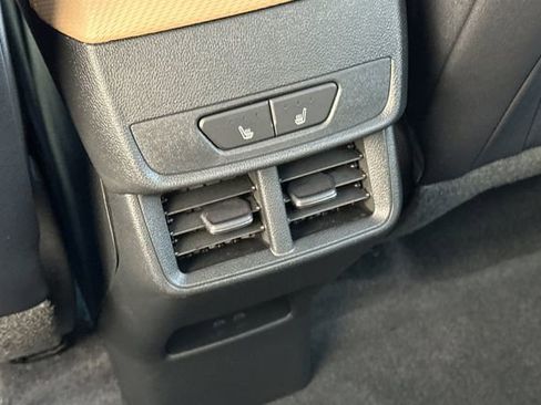 New 2026 Chevrolet Equinox ACTIV w/ Convenience Package III AWD/4WD image 17