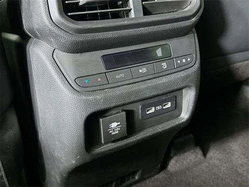Certified 2023 Honda Pilot TrailSport image 10