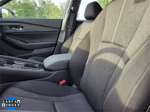 Used 2025 Honda Accord Sport image 17