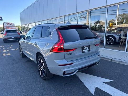 Used 2025 Volvo XC60 B5 Plus AWD/4WD image 3