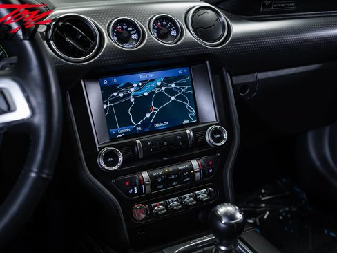 Used 2020 Ford Mustang GT Premium w/ GT Performance Package RWD image 32