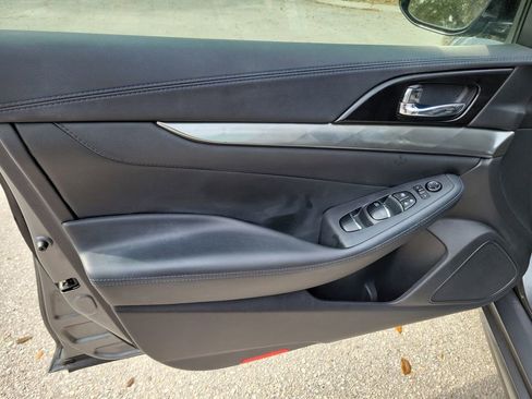Used 2019 Nissan Maxima 3.5 S w/ Floor Mat Group image 16