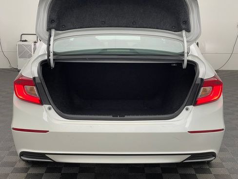 Used 2021 Honda Accord LX image 8