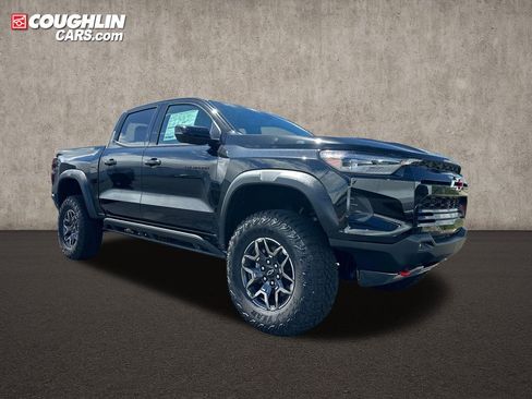 New 2026 Chevrolet Colorado ZR2 w/ Technology Package AWD/4WD image 1