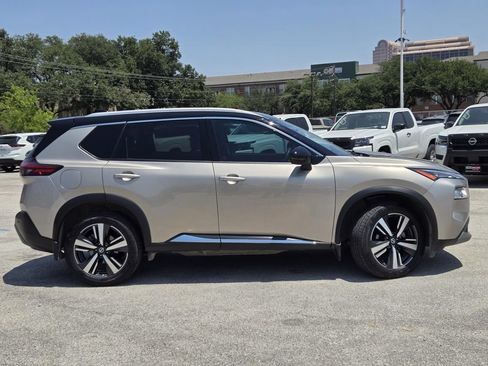 Used 2021 Nissan Rogue SL w/ Premium Package FWD image 8