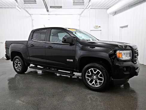 Used 2019 GMC Canyon All Terrain w/ Trailering Package image 2
