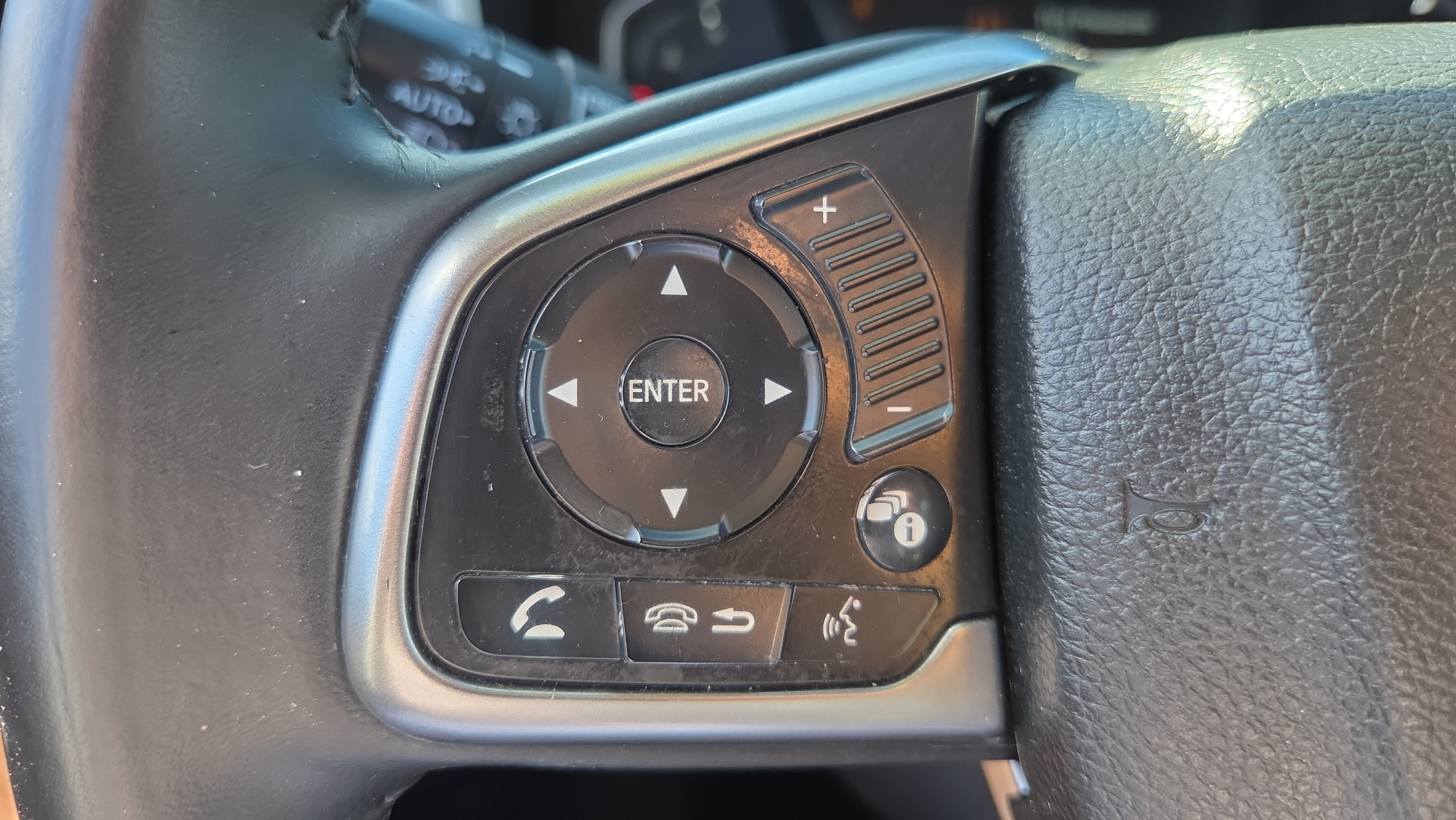 Used 2018 Honda CR-V EX-L image 23