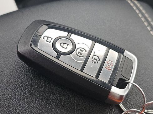 Used 2022 Ford Edge ST w/ Equipment Group 401A image 35