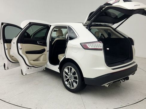 Used 2017 Ford Edge Titanium w/ Equipment Group 301A FWD image 12