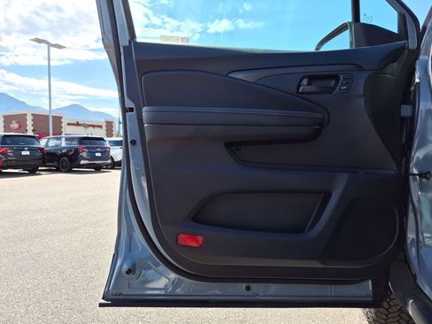 Used 2024 Honda Ridgeline TrailSport image 14