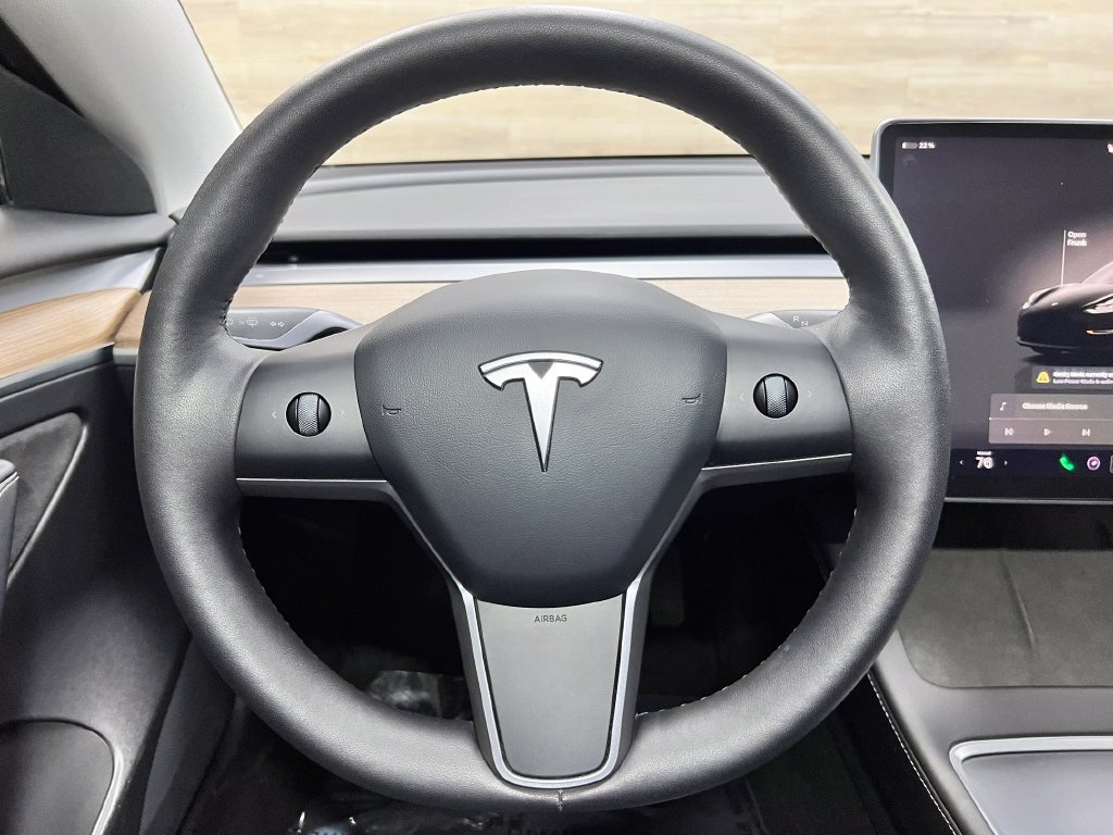 Used 2022 Tesla Model 3 Long Range AWD/4WD image 14