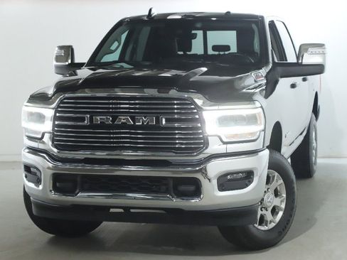 Used 2024 RAM 2500 Laramie w/ Safety Group AWD/4WD image 3