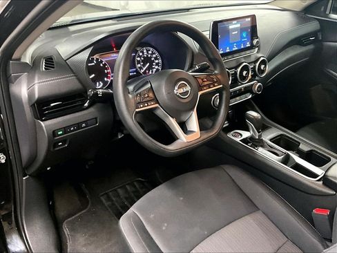 Used 2024 Nissan Sentra SV FWD image 8