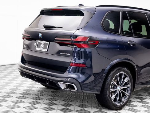 Certified 2024 BMW X5 xDrive40i w/ Executive Package image 33