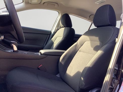 New 2025 Nissan Sentra S image 24