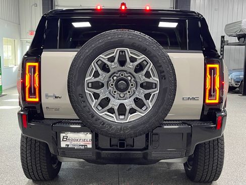 New 2026 GMC Hummer EV SUV image 4