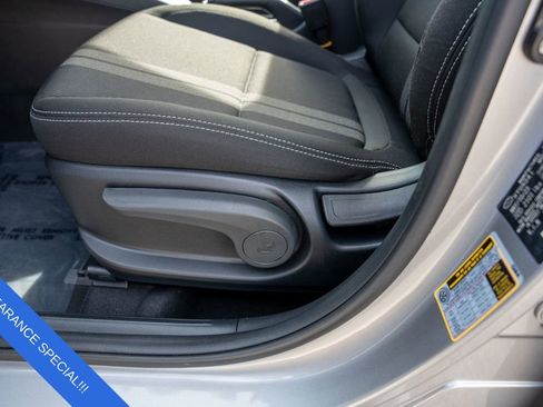 Certified 2023 Hyundai Venue SEL image 17