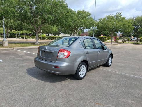 Used 2012 Suzuki SX4 LE image 9