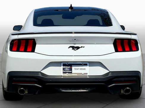 New 2026 Ford Mustang Coupe image 4