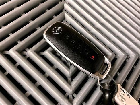 New 2026 Nissan Pathfinder Platinum image 14