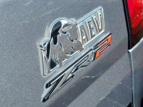 Used 2021 Chevrolet Colorado ZR2 w/ Colorado ZR2 Bison Edition image 30