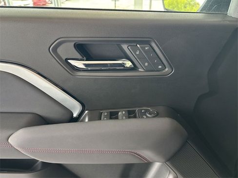 New 2025 Chevrolet Colorado Z71 w/ Technology Package image 21