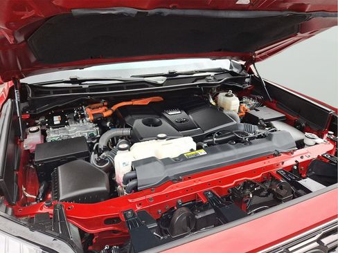 Used 2024 Toyota Sequoia Platinum image 26