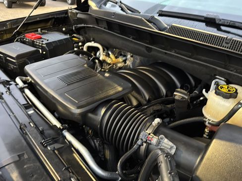 Used 2023 Chevrolet Tahoe RST w/ Luxury Package image 34