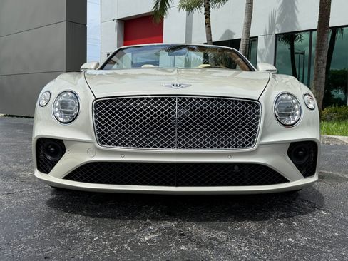 Used 2023 Bentley Continental GT Mulliner AWD/4WD image 14