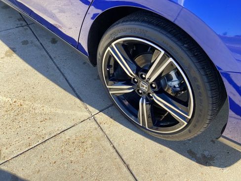 Used 2024 Honda Accord Sport image 29