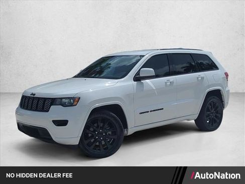 Used 2021 Jeep Grand Cherokee Laredo X AWD/4WD image 1