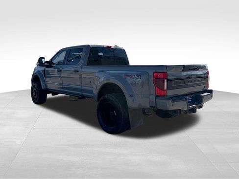 Certified 2022 Ford F450 Platinum w/ FX4 Off-Road Package image 10