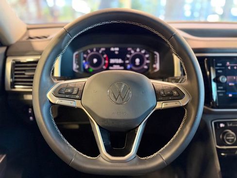 Used 2023 Volkswagen Atlas SE w/ Black Wheel Package FWD image 25