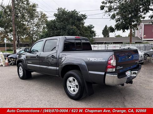 Used 2013 Toyota Tacoma PreRunner w/ TRD Off-Road Pkg RWD image 4
