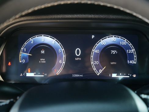 Used 2023 Jeep Grand Cherokee Altitude AWD/4WD image 21
