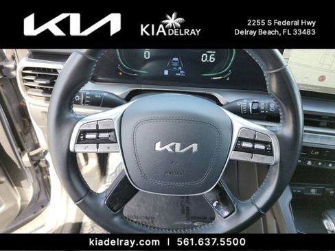 Used 2024 Kia Telluride LX FWD image 28