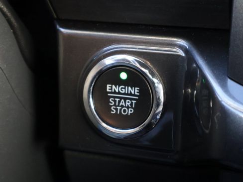 Used 2022 Ford F150 XLT w/ Equipment Group 302A High image 33