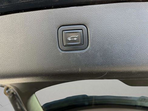 Used 2021 Chevrolet Blazer LT image 21