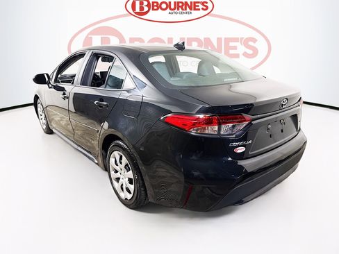 Used 2020 Toyota Corolla LE FWD image 6
