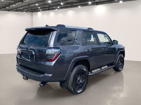 Used 2022 Toyota 4Runner SR5 Premium AWD/4WD image 7