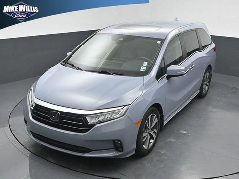 Used 2023 Honda Odyssey Touring image 11